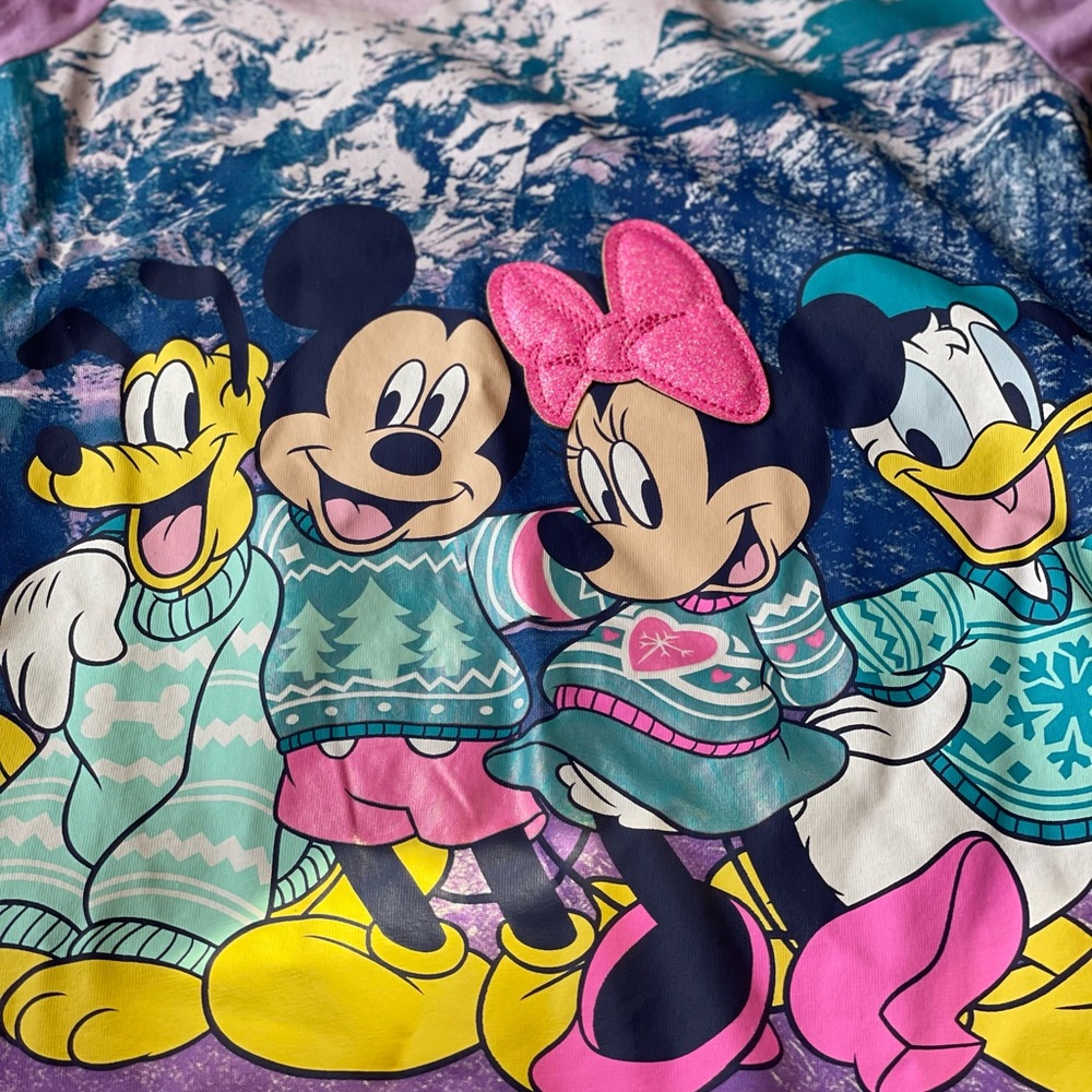 Christmas Minnie Mouse Girls Size 7 8 Holiday Graphic T-Shirt - Picture 4 of 7